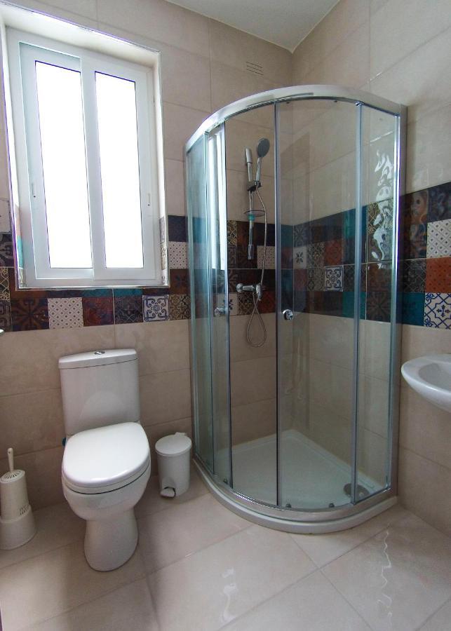 F12 Room 2, Private Room Two Single Beds Privated Bathroom In Shared Flat مسيدا المظهر الخارجي الصورة