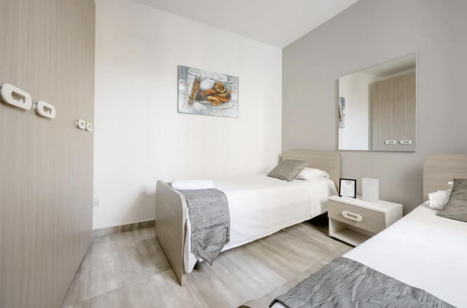 F12 Room 2, Private Room Two Single Beds Privated Bathroom In Shared Flat مسيدا المظهر الخارجي الصورة