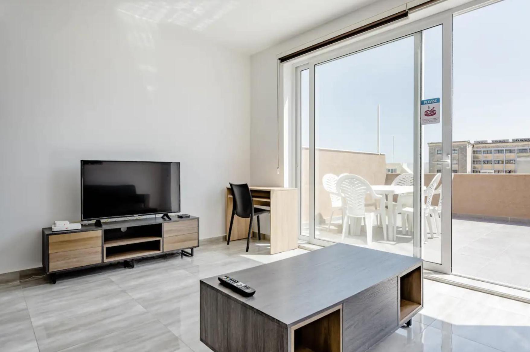 F12 Room 2, Private Room Two Single Beds Privated Bathroom In Shared Flat مسيدا المظهر الخارجي الصورة